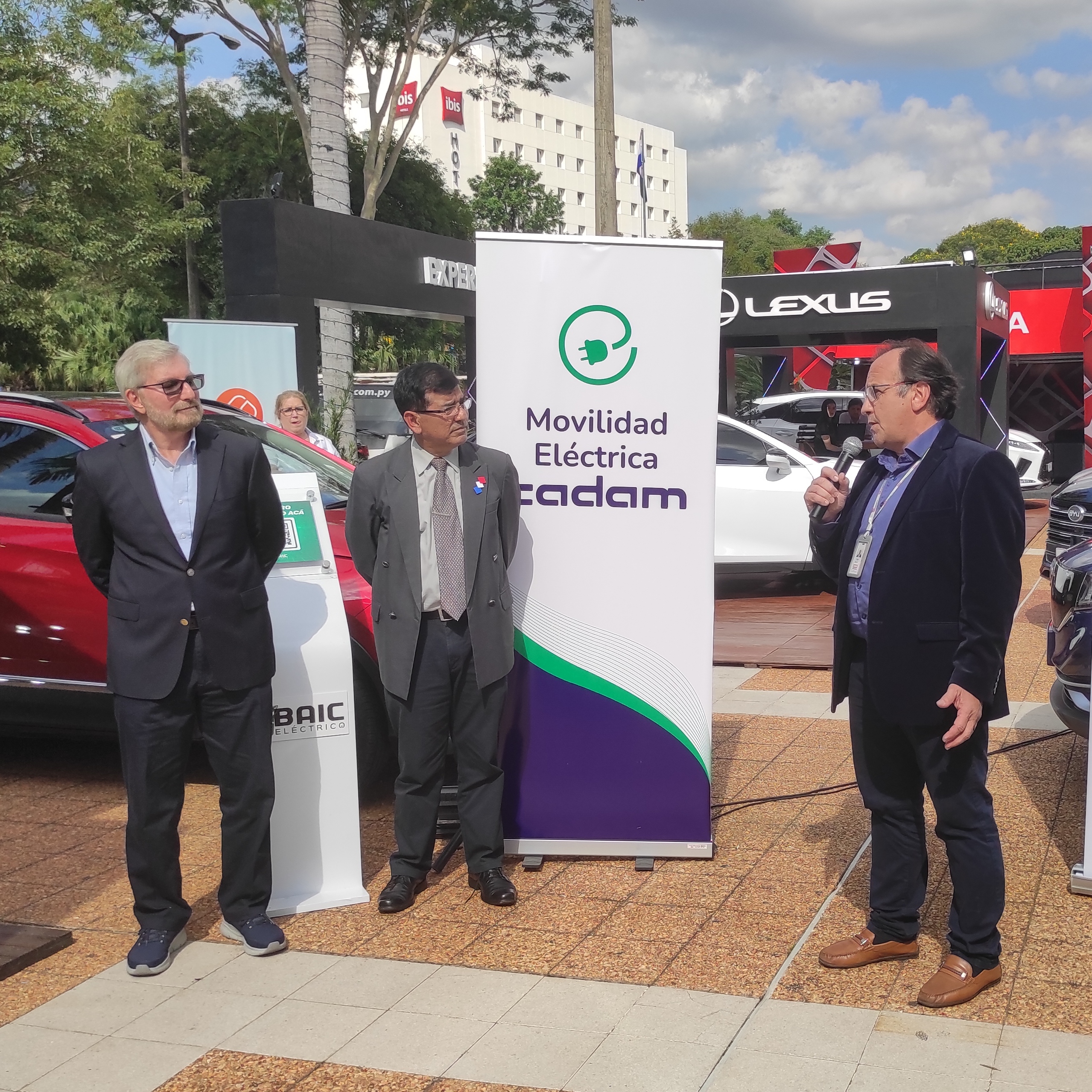 Inició el Test Drive de Vehículos Híbridos y Eléctricos en su segunda edición.